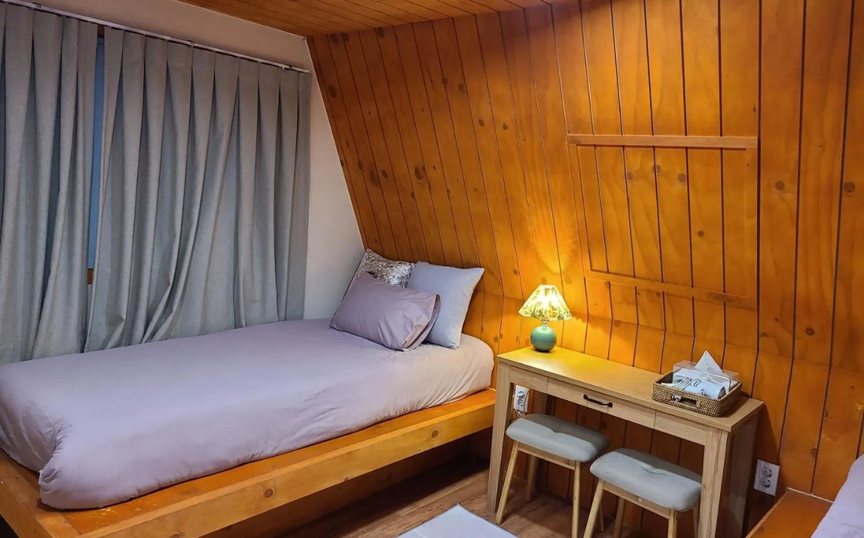 Batwo Stay - For Foreigners Only Soul Penzion